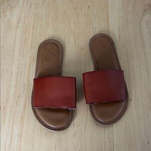 Universal Thread Wide-Band Slide Sandals in Rust
